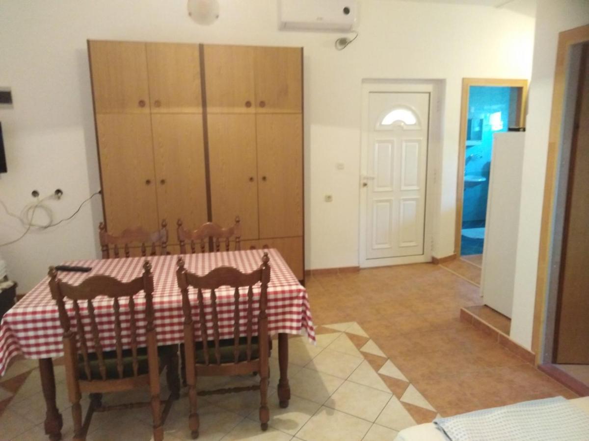 Apartman Ivica Vir Εξωτερικό φωτογραφία